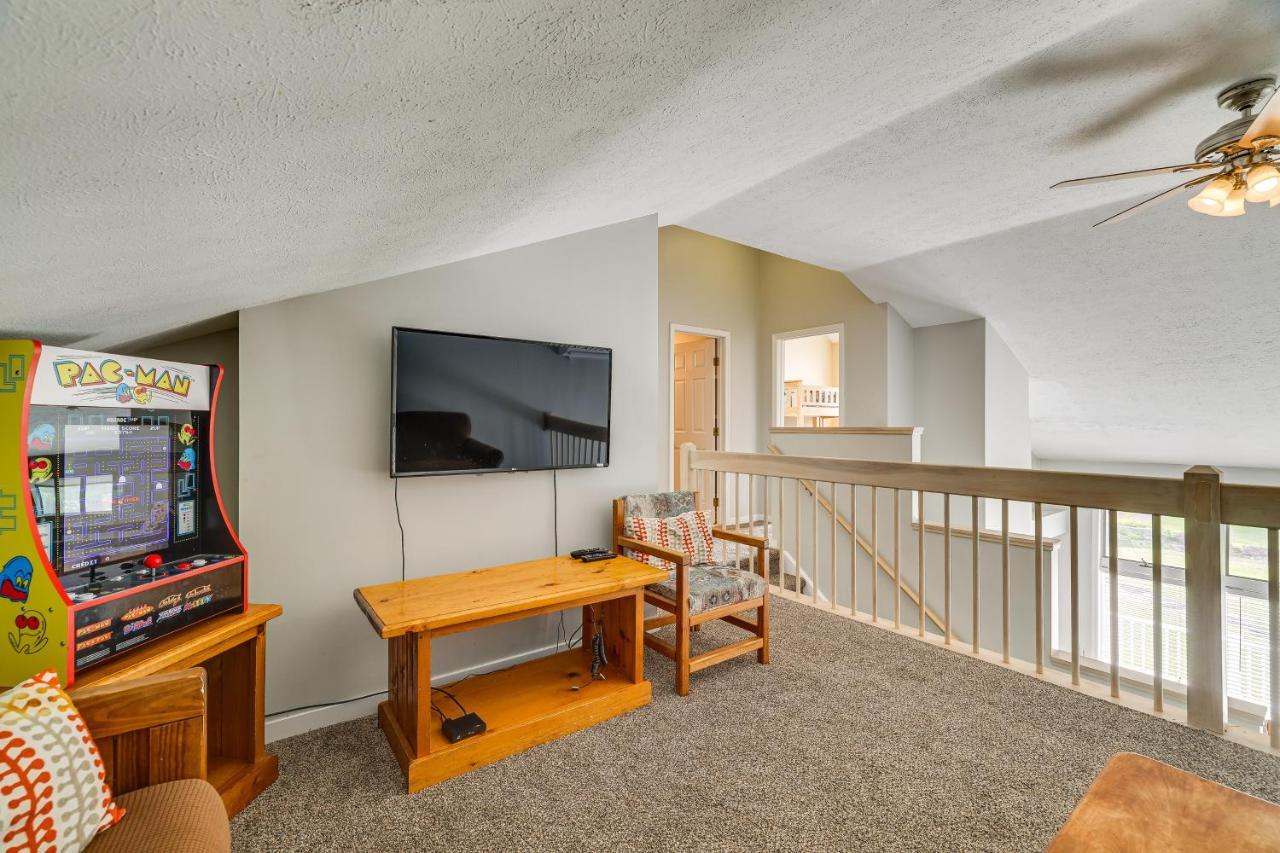 Lake Harmony Home About Half Mi To Big Boulder Mountain Extérieur photo